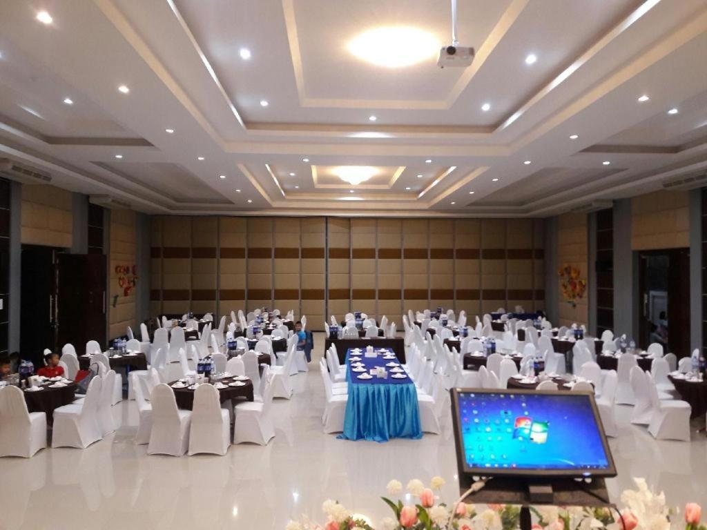 S-Tawan Hotel & Convention Maha Sarakham Dış mekan fotoğraf