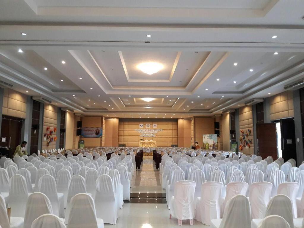S-Tawan Hotel & Convention Maha Sarakham Dış mekan fotoğraf