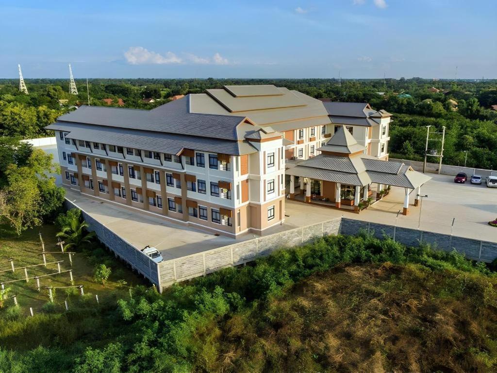 S-Tawan Hotel & Convention Maha Sarakham Dış mekan fotoğraf
