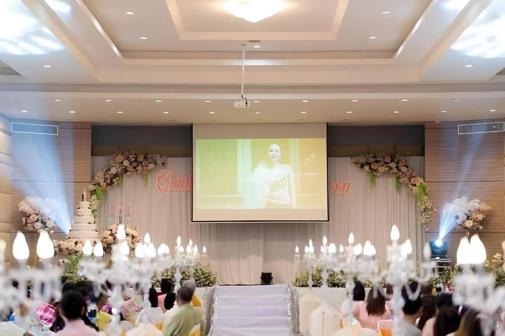 S-Tawan Hotel & Convention Maha Sarakham Dış mekan fotoğraf