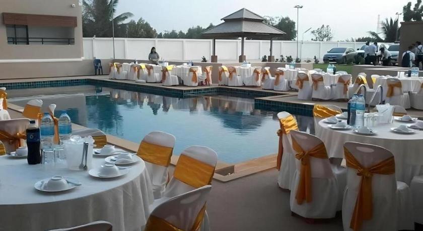S-Tawan Hotel & Convention Maha Sarakham Dış mekan fotoğraf